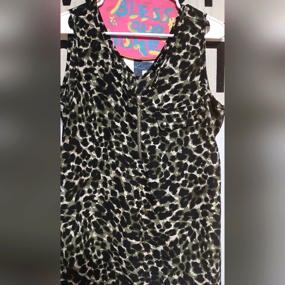 Lily Morgan Tank Top - Picture 1 of 2